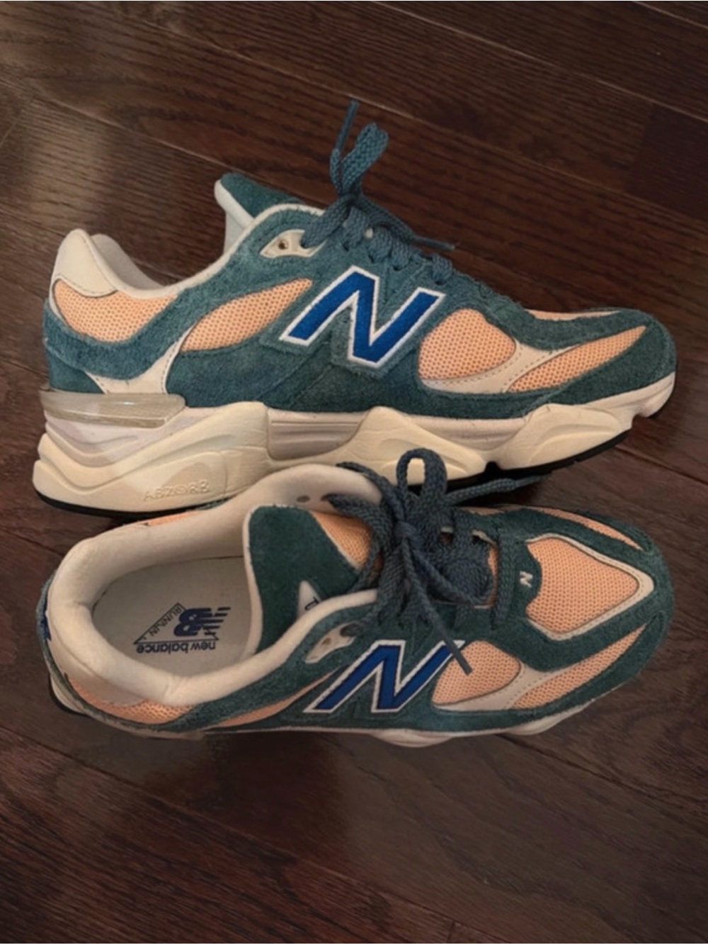 New Balance 9060 Sneakers